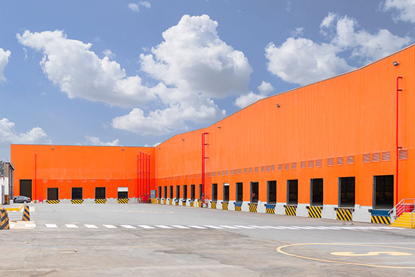 Warehouse in the southern cone of Lima